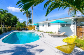 Luxury Casa 4 Bedrooms with Pool & Game Room 15 mins to Ocean